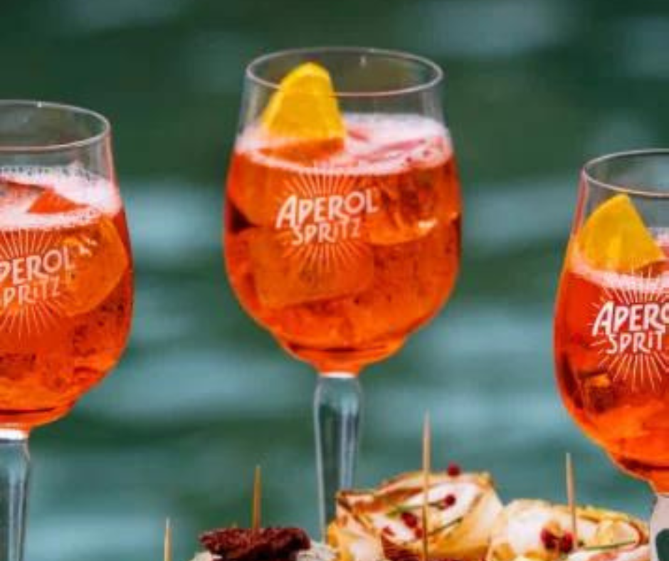Klasszikus, divatos koktélok - Aperol Spritz