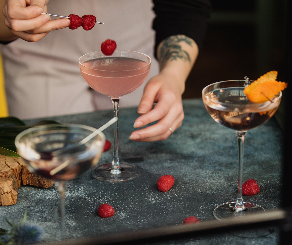 Ünnepi italok - DIY koktélbár